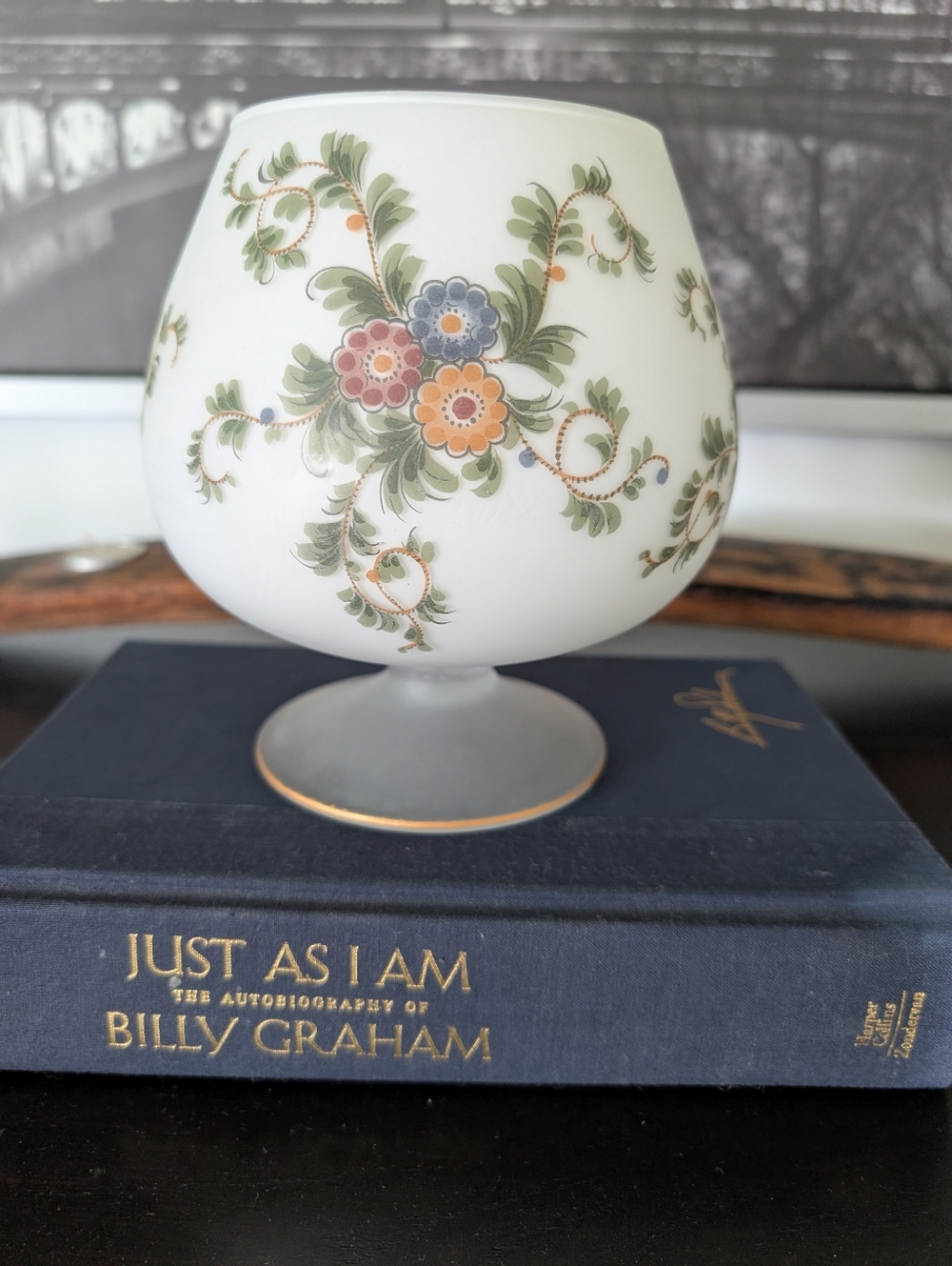 VGT,Norleans Satin/Frosted Glass Footed Compote Dish .